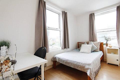 5 bedroom flat to rent - Addington Road, Reading RG1