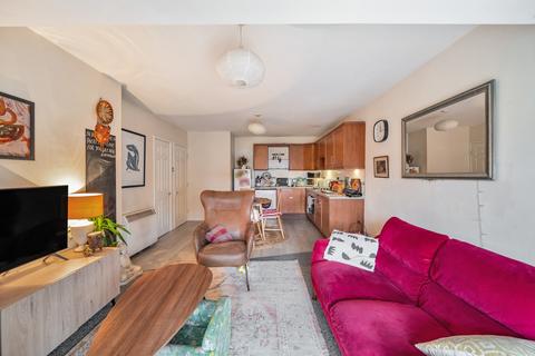 2 bedroom flat for sale - Dib Lane, Oakwood, Leeds, LS8