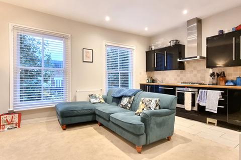 1 bedroom flat to rent, 110 Lordship Lane, London, SE22
