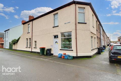 3 bedroom end of terrace house for sale - Dolphin Street, Newport
