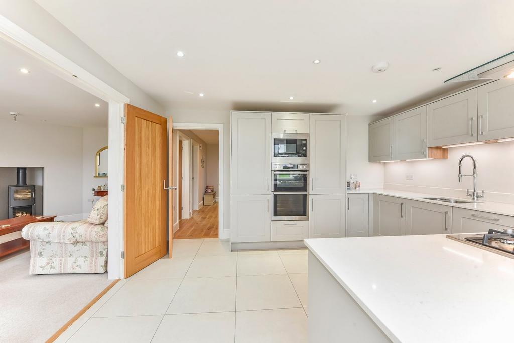 Kingsley Drive, Lymington Bottom Road, Medstead, Alton 4 bed detached