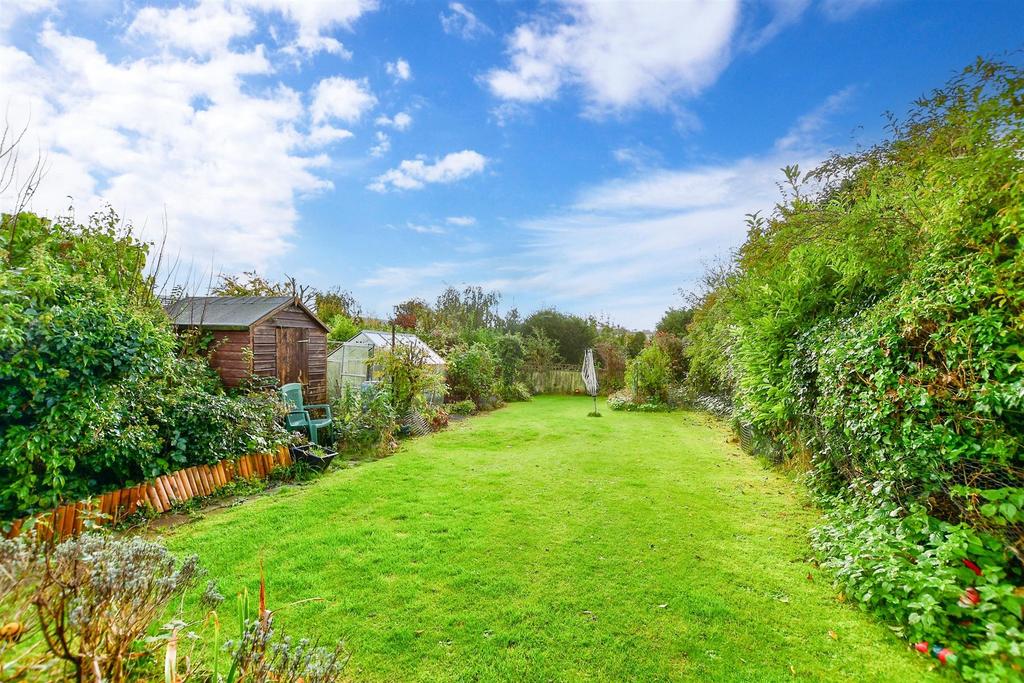 Dog Kennel Lane, Lyminge, Folkestone, Kent 2 bed detached bungalow for