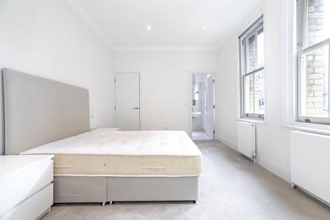 1 bedroom apartment to rent, Egerton Gardens Mews, Knightsbridge, London, UK, SW3