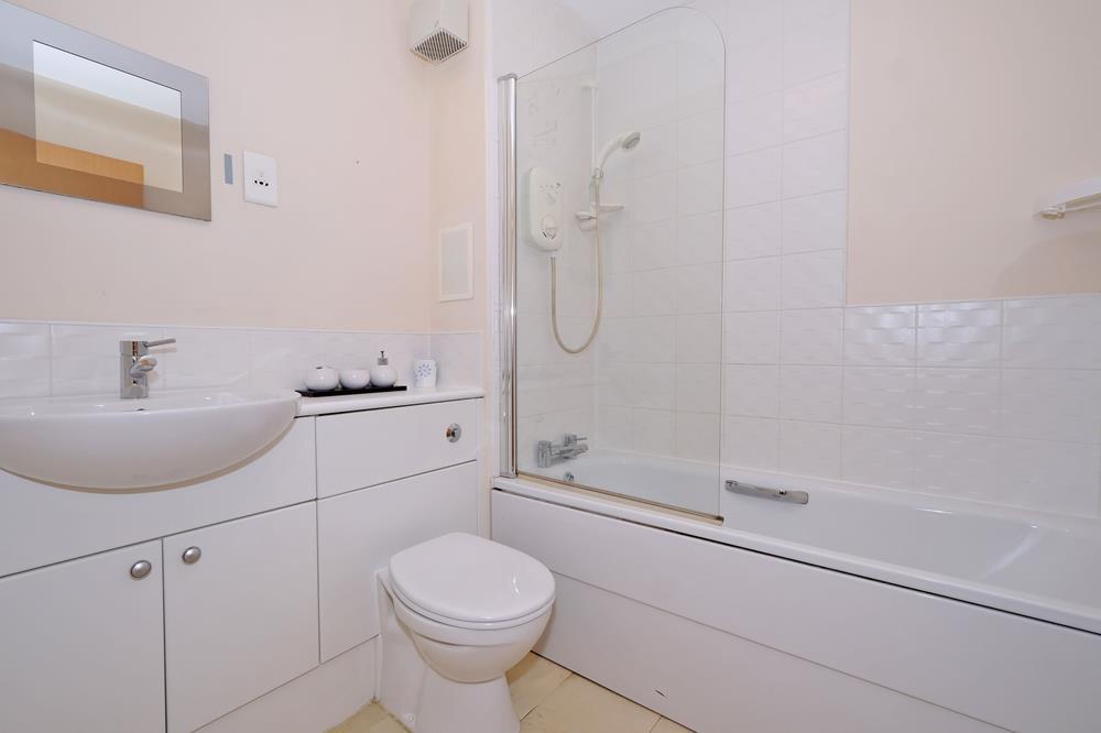 Bathroom photogrpah 3
