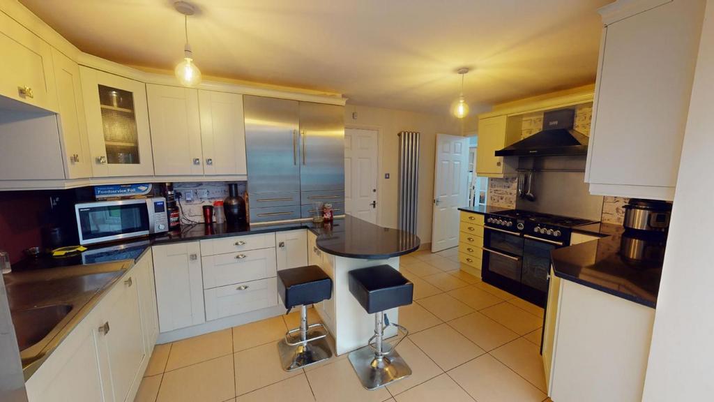 Camelot Way, Duston, Northampton NN5 4BG 4 bed detached house for sale