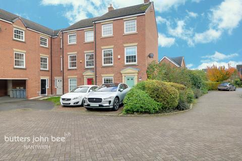 3 bedroom end of terrace house for sale, Gibson Close, Nantwich