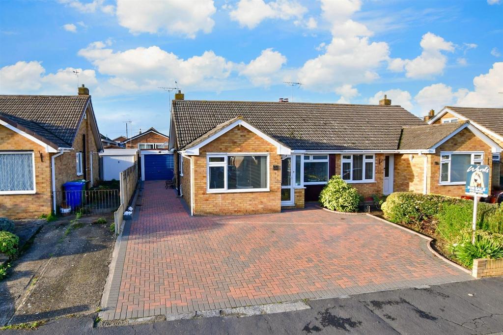 Rosemary Avenue, MinsterOnSea, Sheerness, Kent 2 bed semidetached