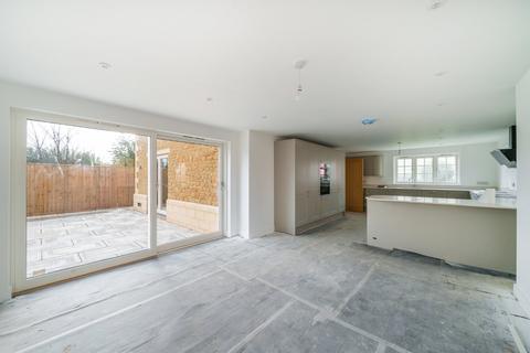 4 bedroom detached house for sale - Picken Court, West Lambrook, South Petherton, Somerset, TA13