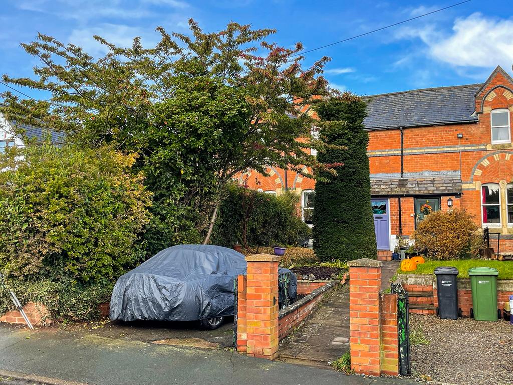 Old Eign Hill, Hampton Dene, Hereford, HR1 2 bed terraced house for