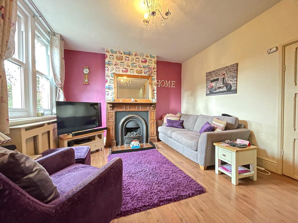 Old Eign Hill, Hampton Dene, Hereford, HR1 2 bed terraced house for