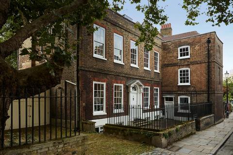 8 bedroom detached house for sale, Crooms Hill, Greenwich