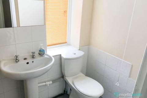 4 bedroom terraced house to rent, Crookes Road, Broomhill, S10 5BD