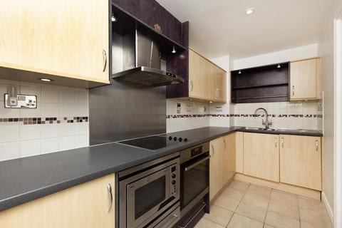 2 bedroom apartment to rent, RIVERSIDE WEST, SMUGGLERS WAY, SW18