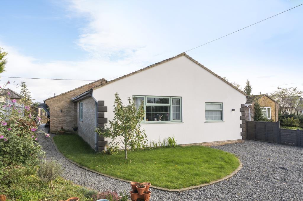 Brize Norton Road, Minster Lovell, OX29 4 bed detached bungalow for