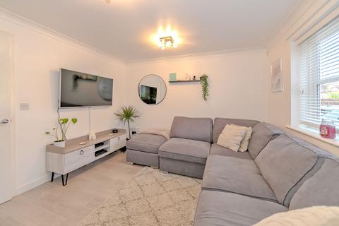 1 bedroom ground floor flat for sale, Oakhill, Milton Keynes MK5