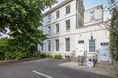 2 bedroom apartment for sale, Les Gravees, St. Peter Port, Guernsey