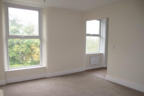 2 bedroom flat to rent, Kirkgate, Shipley, West Yorkshire, BD18