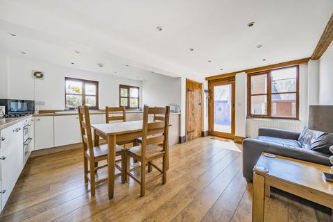 Higherbrook Barn Balls Farm Road, Ide, Exeter, EX2 9RA
