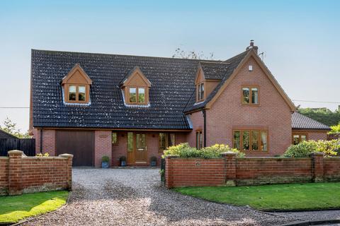 5 bedroom detached house for sale, Scarning