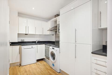 2 bedroom flat to rent, Romney House, 47 Marsham Street, London, SW1P