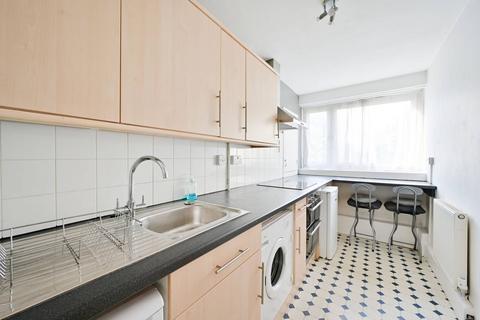 1 bedroom flat for sale - Ellisfield Drive, Roehampton, London, SW15
