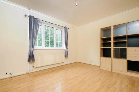 2 bedroom flat to rent, Merton Road, Putney, London, SW18