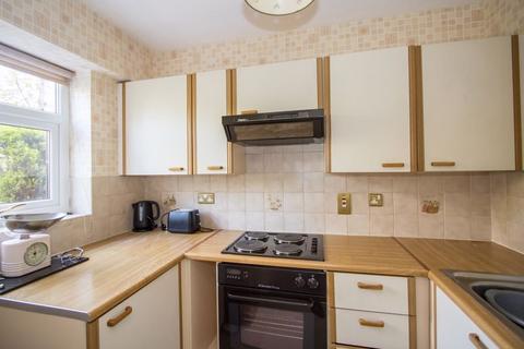 2 bedroom retirement property for sale, Westwood Court, Stanwell Road, Penarth
