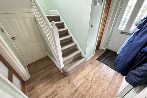 3 bedroom semi-detached house for sale - Berwick Gardens, Little Sutton