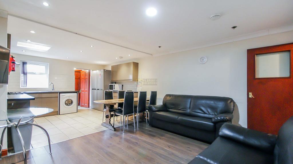 Teignmouth Road, Birmingham B29 6 bed terraced house to rent £3,016