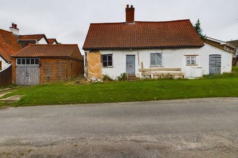 2 bedroom cottage for sale - White Cottage, Manor Road, Hagworthingham