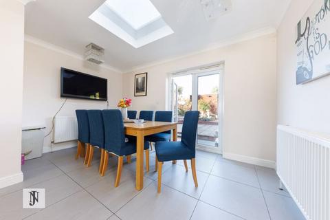 3 bedroom terraced house for sale - The Fairway, Southgate , N14