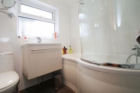 40 Halsbury Road East, Northolt, UB5 4PX