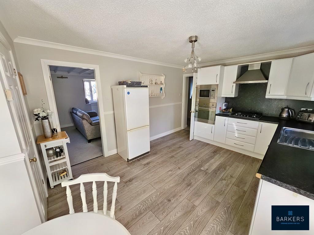 Jubilee Croft, Drighlington 3 bed link detached house for sale £300,000