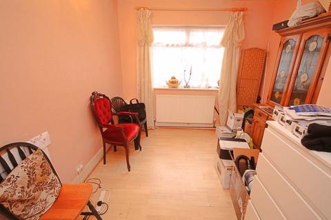 37 Abbey Avenue, Wembley, HA0 1LJ
