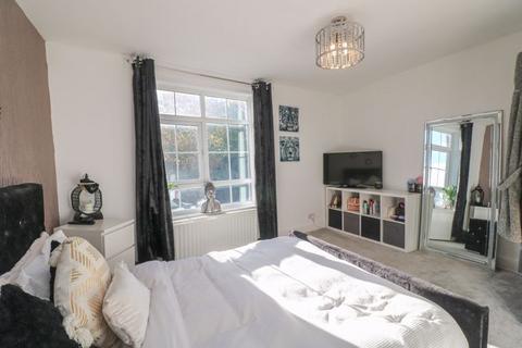 18 Clavering Road, Blaydon-on-tyne, NE21 5HH
