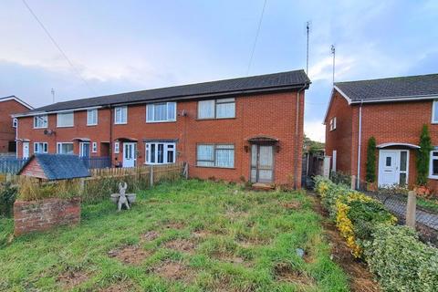 2 bedroom end of terrace house for sale - Longfield, Chirk