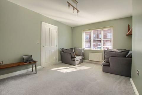 3 bedroom semi-detached house for sale - Lynx Way, Stockton-On-Tees