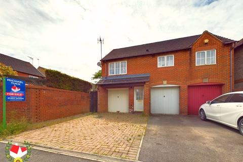 1 bedroom detached house for sale, Wharfdale Way, Gloucester
