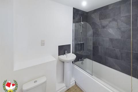 21 The Courtyard, Gloucester, GL1 3PS