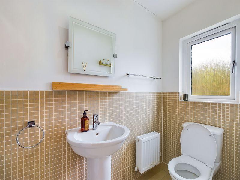 En-Suite 2