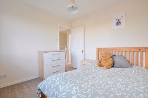 3 Abingdon Close, Thame, OX9 3GB