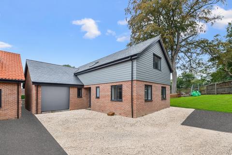 3 bedroom detached house for sale - Bury St. Edmunds, Suffolk