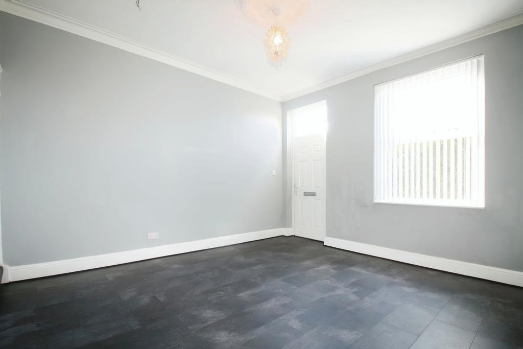 Belle Isle Road, Leeds, LS10 3 bed terraced house £895 pcm (£207 pw)