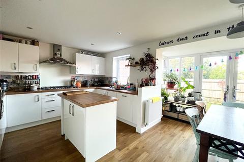 10 Chapperton Close, Westbury, BA13 3ZH