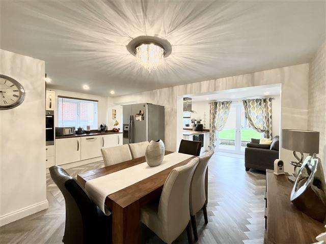 Open plan living/kitchen/dining space