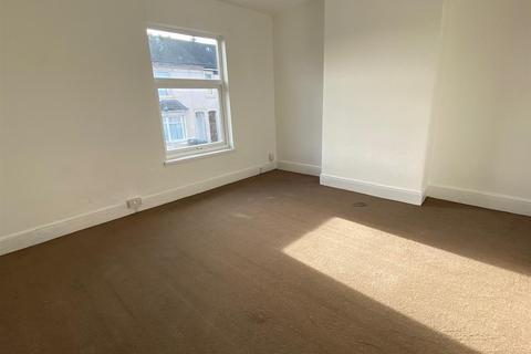 12 Rayleigh Road, Wolverhampton, WV3 0AP
