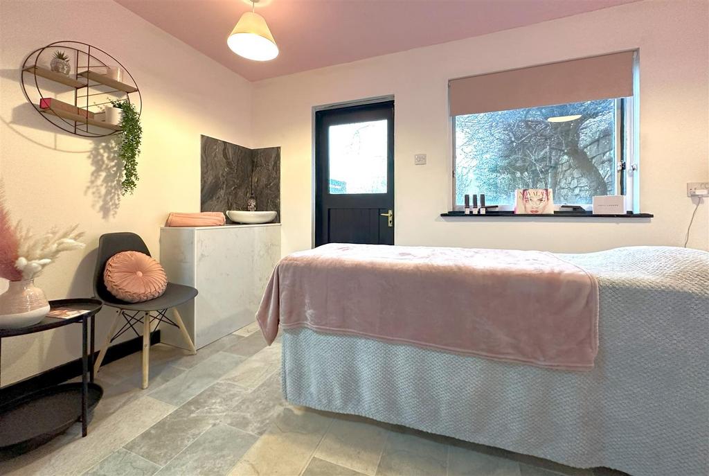 Treatment room 2