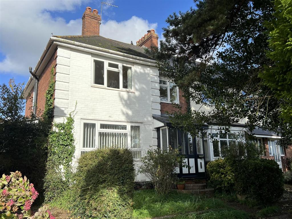 Langaton Lane, Exeter EX1 3 bed end of terrace house for sale £300,000