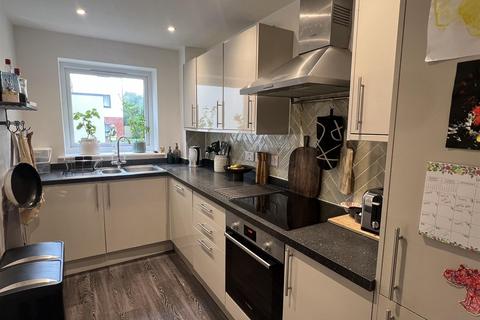 42, Phoenix Court Burnthouse Lane, Exeter, EX2 6FW
