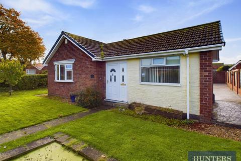 2 bedroom detached bungalow for sale, Wharfedale, Filey